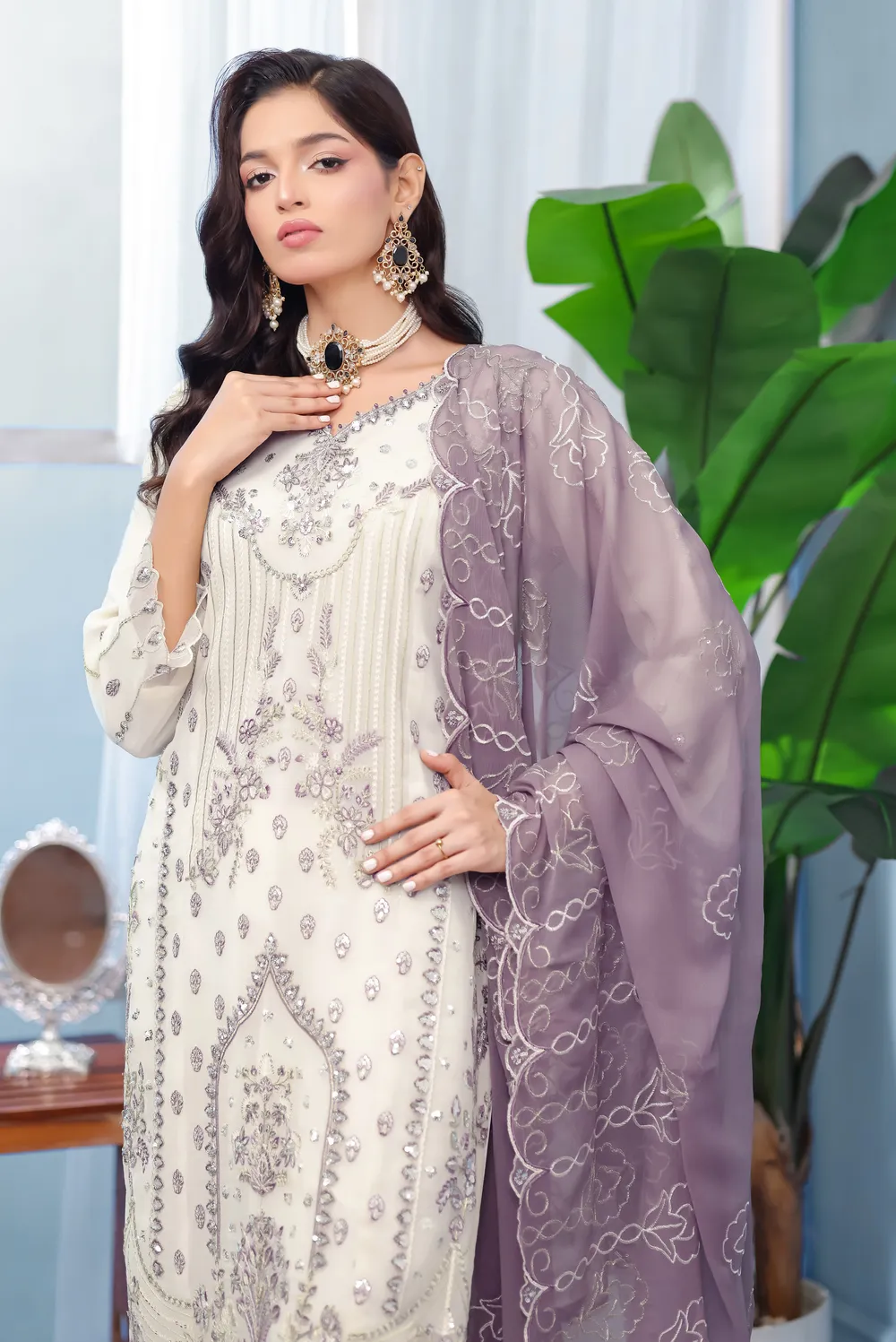 Ivory & Lavender Ethereal Embroidered Suite